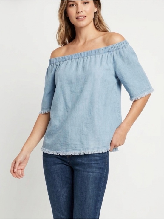 Melrose and Market Tops - Melrose and Market Nordstrom Chambray Blouse Blue Fringe Size S